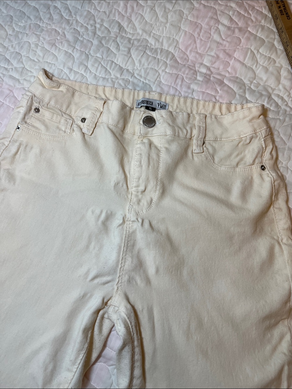 YMI Cream High-Rise Jeans